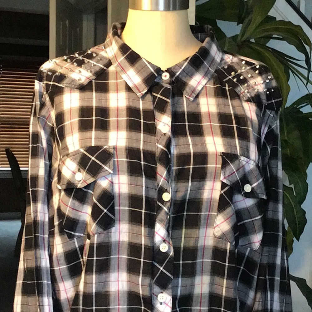 🌟3 FOR $15🌟 TORRID LONG SLEEVE CHECK SHIRT